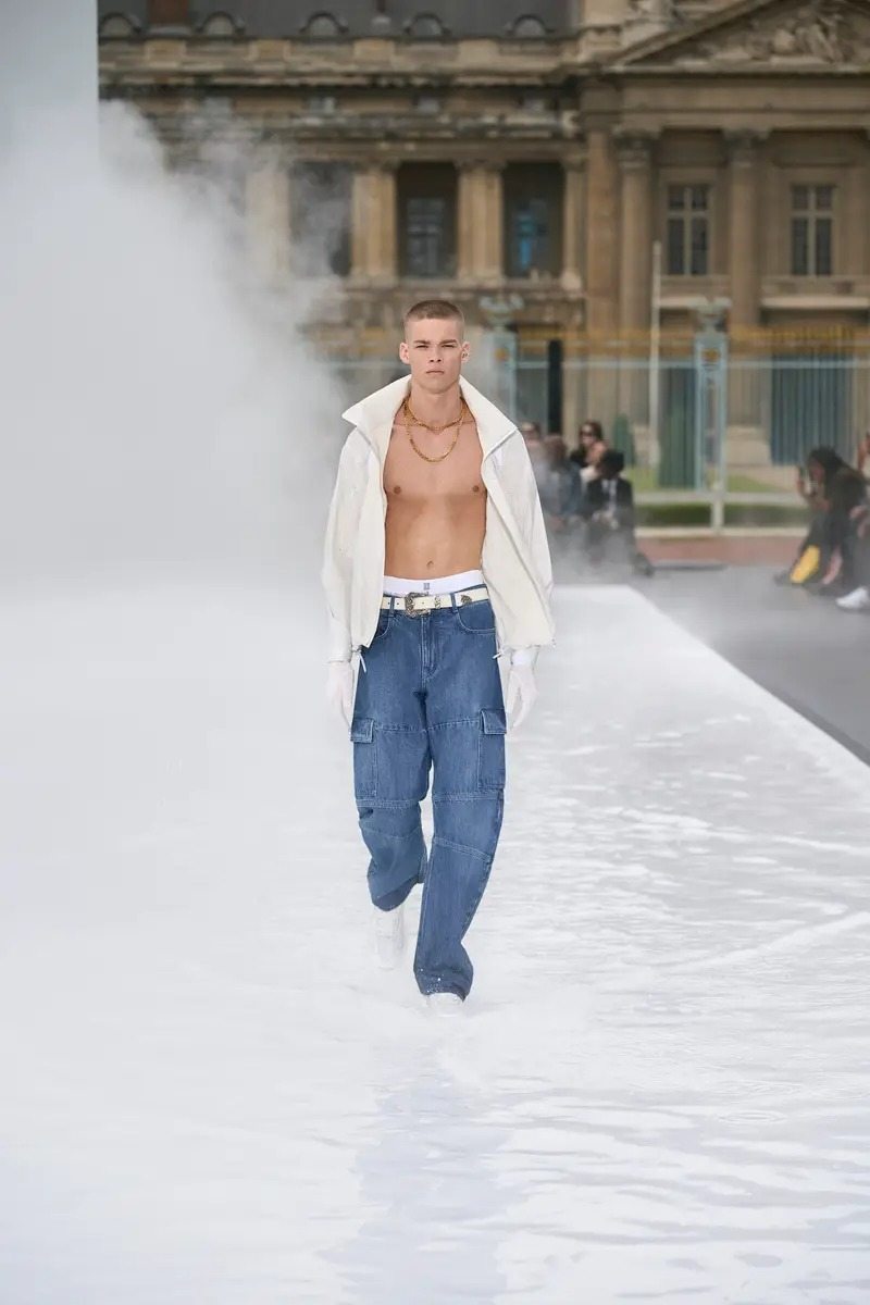 Givenchy à la Fashion Week homme printemps-été 2023