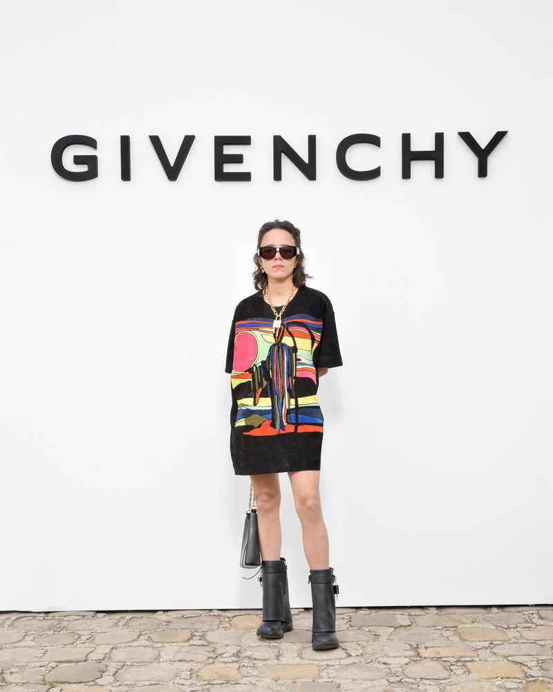 Marguerite Thiam au défilé Givenchy printemps-été 2023 à Paris