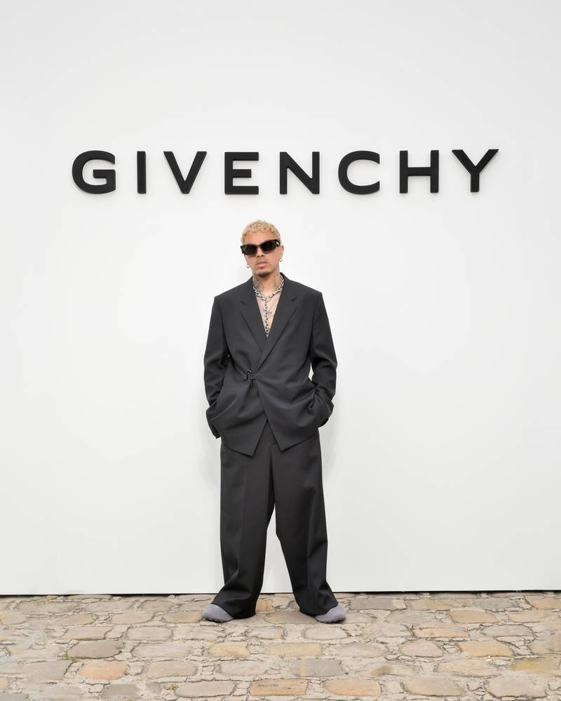 Rauw Alejandro au défilé Givenchy printemps-été 2023 à Paris