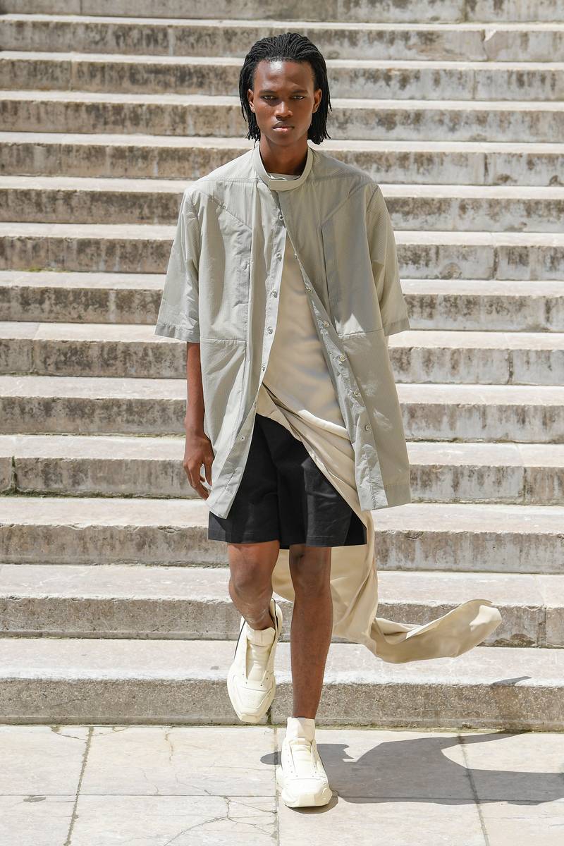 Rick Owens sets the Palais de Tokyo on fire with his Spring-Summer 2023 Men’s show 
