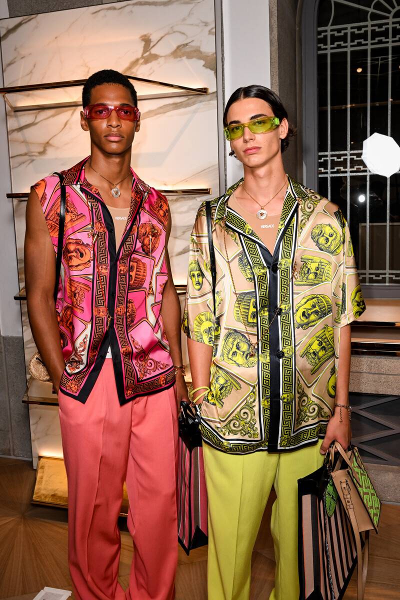 Les backstages du défilé Versace homme printemps-été 2023
