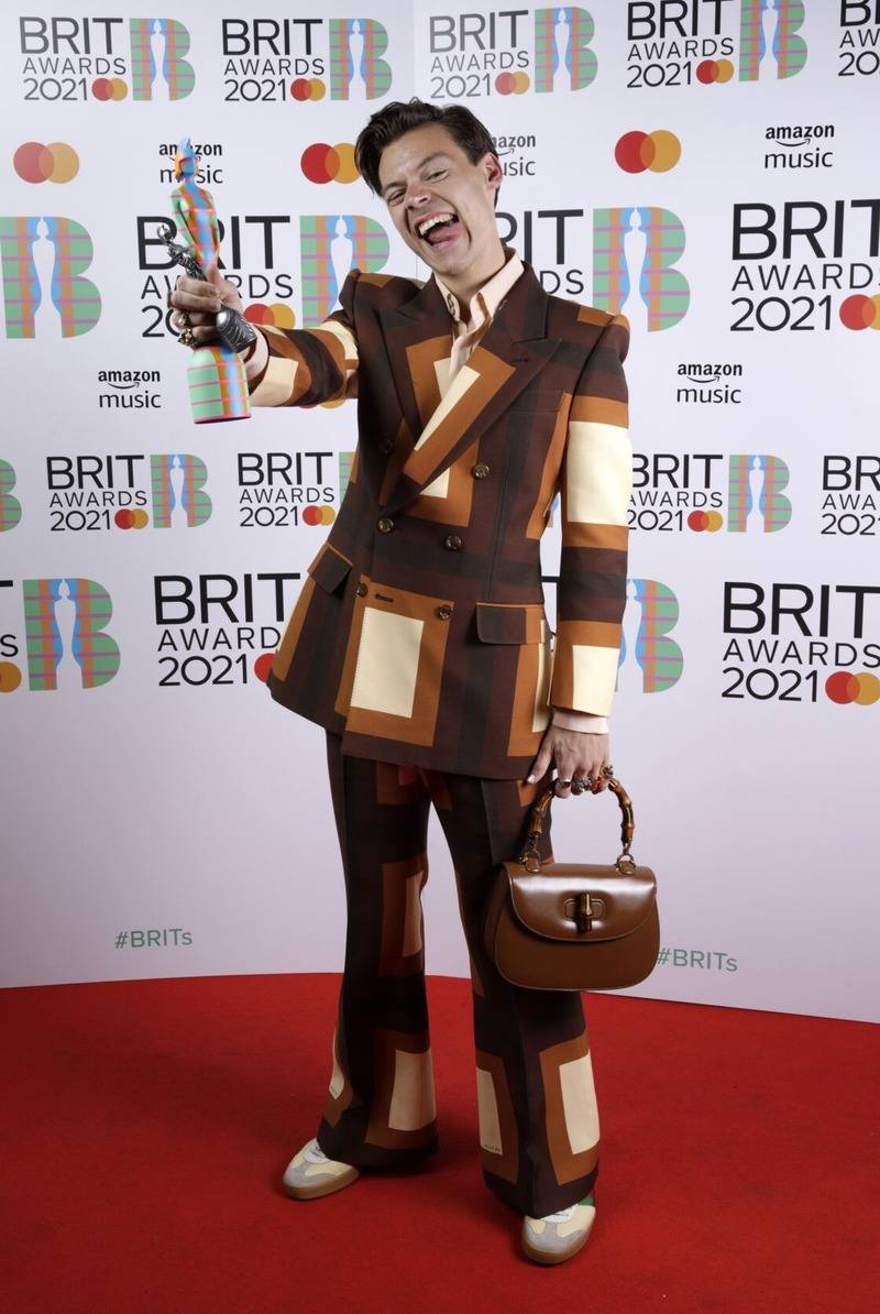 Harry Styles wearing Gucci at the Brit Awards ceremony in 2021 © Getty