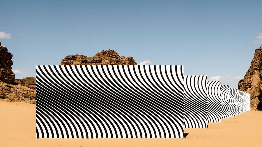 15 œuvres d'art spectaculaires installées en plein désert