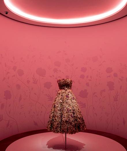 Découvrez les secrets de La Galerie Dior, le premier musée dédié à la maison