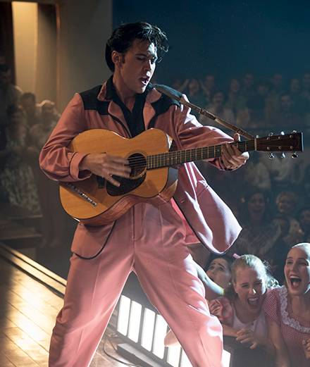 Elvis : interview with Baz Luhrmann, who directed the biopic on King of Rock Elvis Presley