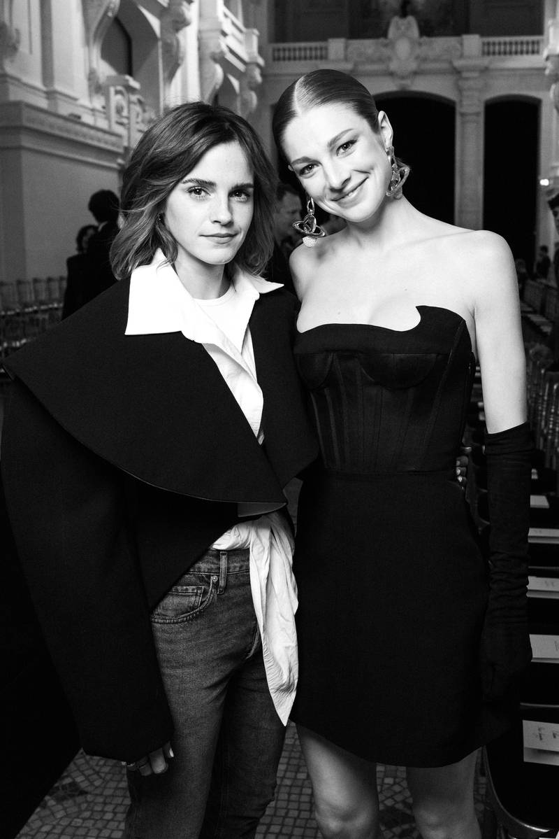 Emma Watson et Hunter Schafer au défilé Schiaparelli haute couture automne-hiver 2022-2023