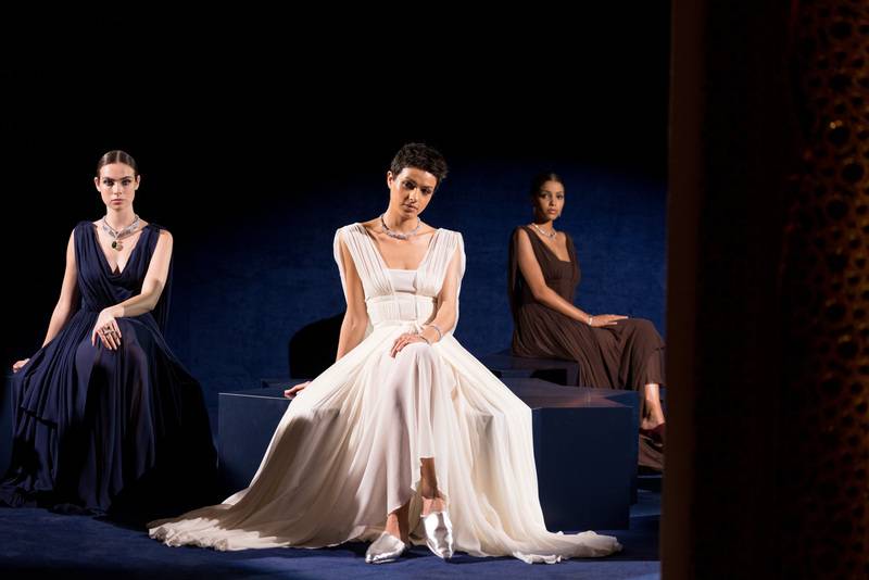 Louis Vuitton dévoile sa nouvelle collection de haute joaillerie à l'occasion d'un sublime évènement qui réunit Kylie Minogue, Riley Keough et Chloë Grace Moretz 