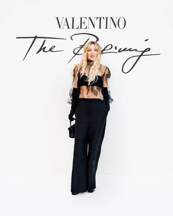 Kate Hudson au défilé Valentino haute couture automne-hiver 2022-2023