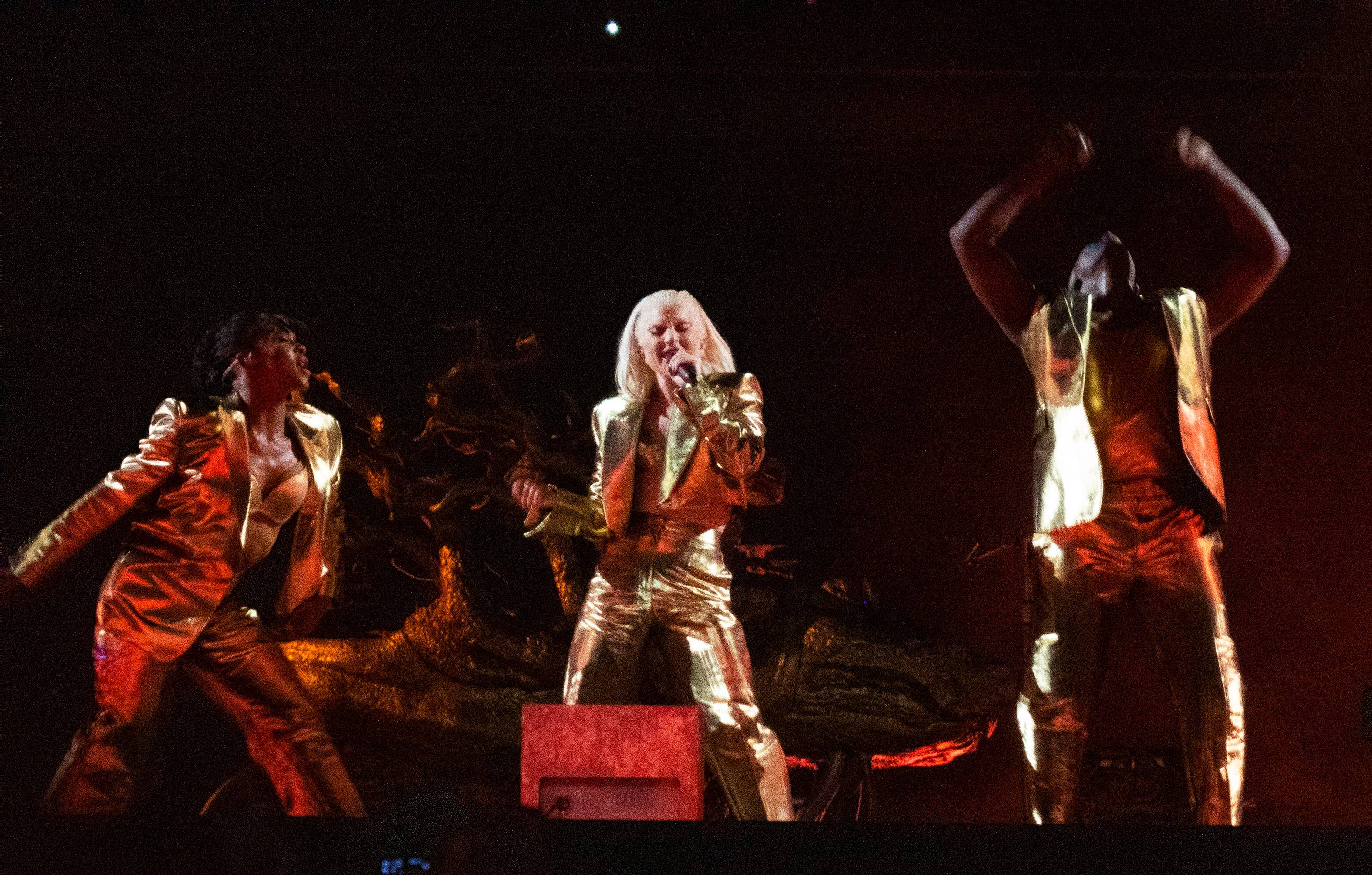 Lady Gaga : les nouveaux looks de sa tournée Chromatica ?