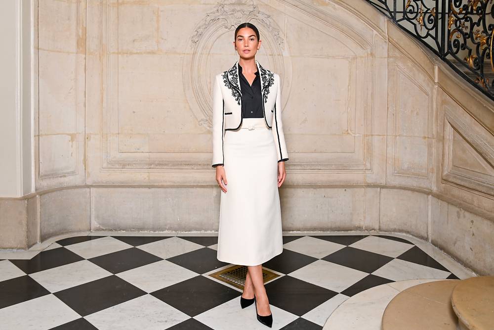 Lily Aldridge au défilé Dior haute couture automne-hiver 2022-2023
