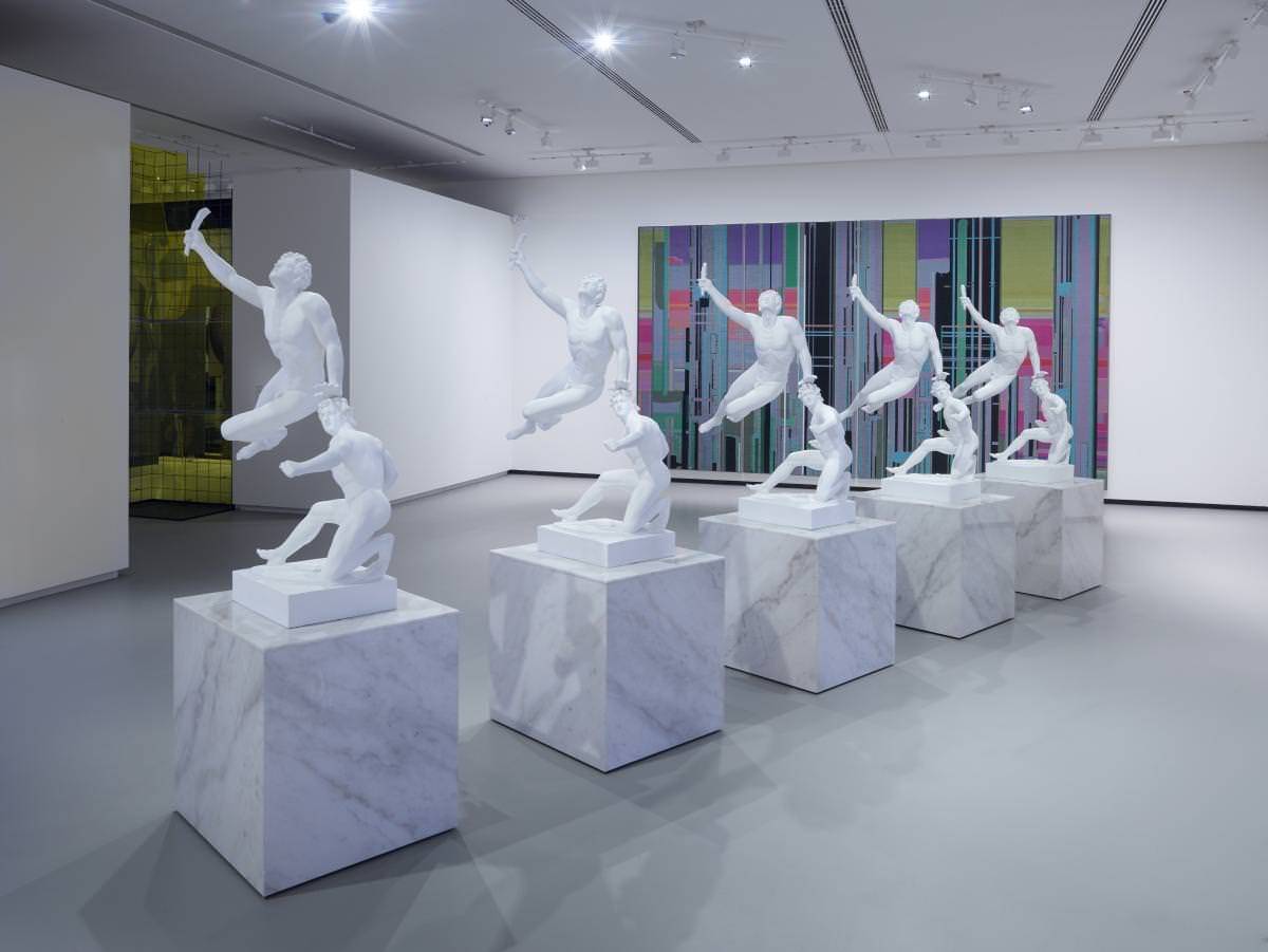 Xu Zhen, “Eternity – The Soldier of Marathon Announcing Victory, a Wounded Galatian” (2014). Production : MadeIn Company. Courtesy de l’artiste et MadeIn Company.