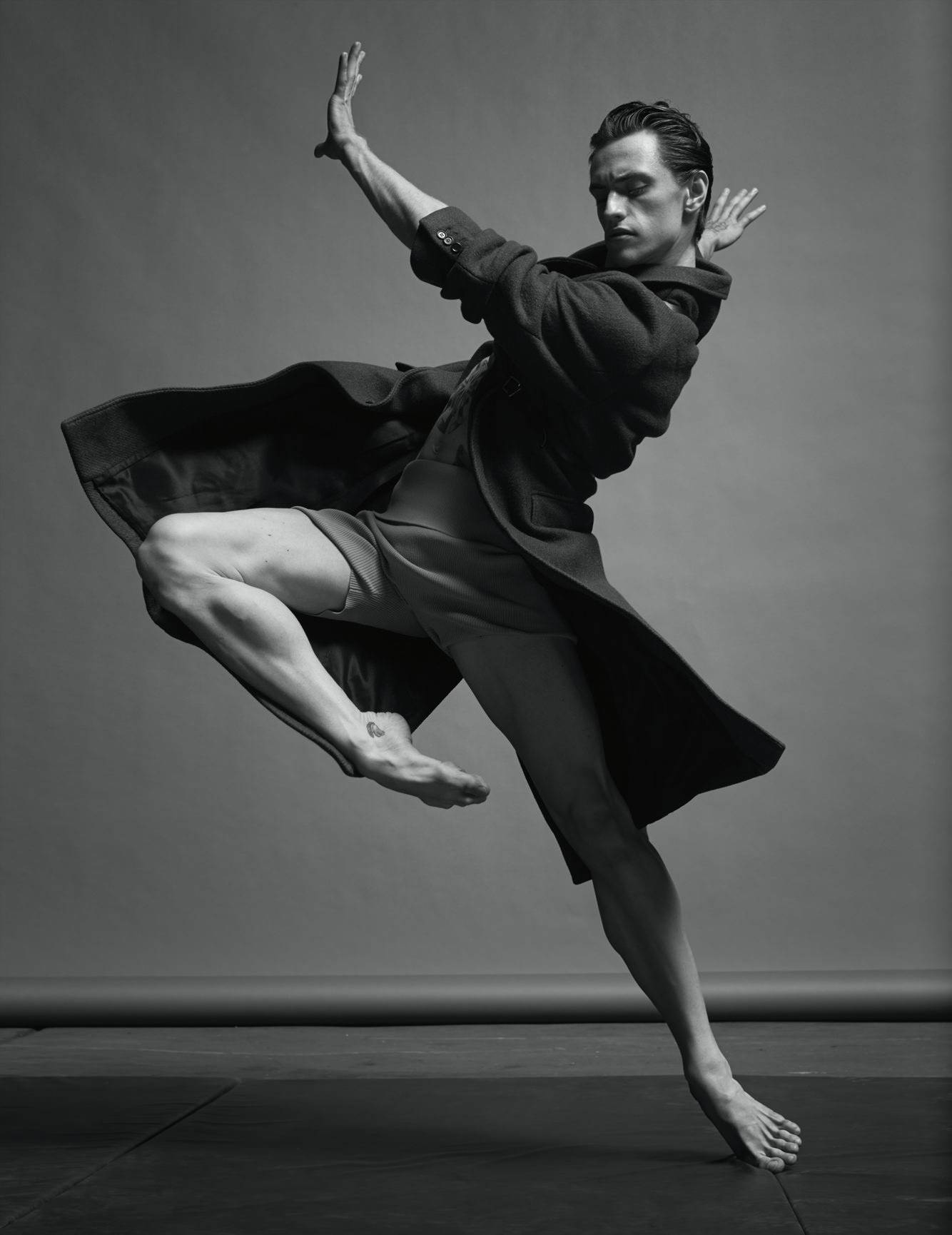 Sergei Polunin photographié par Jacob Suton pour Numéro Magazine.