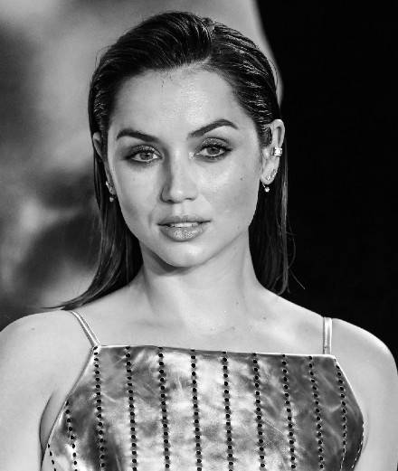 Ana de Armas: 3 things to know about the heroine of The Gray Man and Blonde 