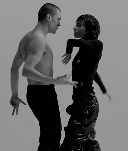 Le couple de danseurs Helena Olmedo Duyslaeger et Robinson Cassarino incarne une passion dévorante dans un film magnétique