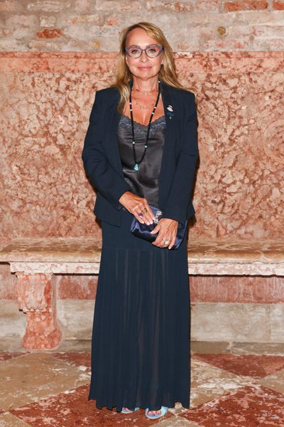La créatrice de costumes et directrice artistique Rosalie Varda au dîner Miu Miu Women's Tales à la Mostra de Venise 2022.