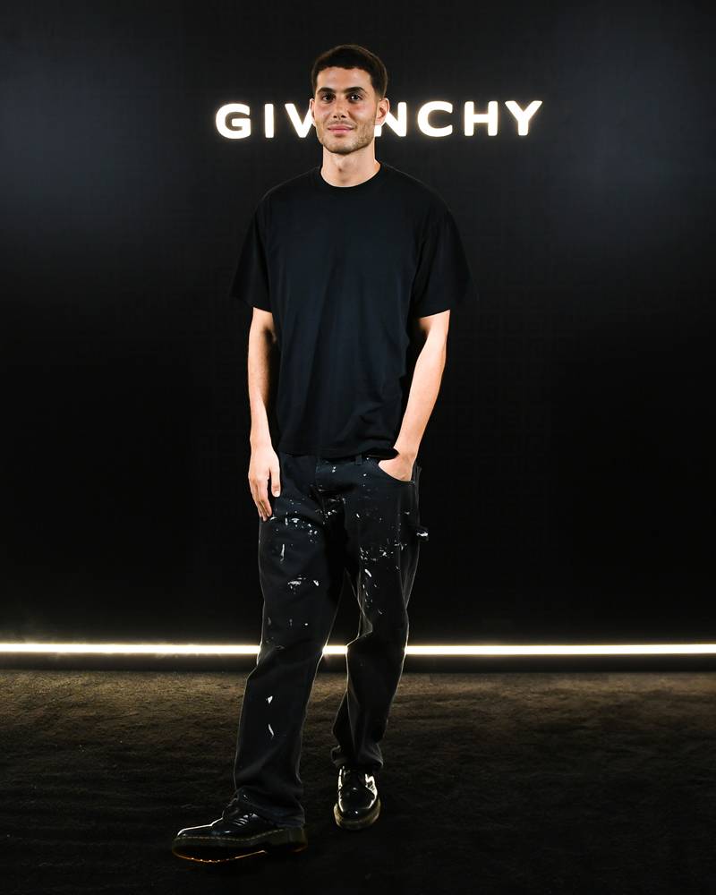 Le chanteur et mannequin Fai Khadra à la soirée Givenchy 