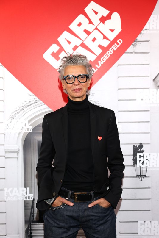 Caroline Lebar, la responsable de la communication de Karl Lagerfeld, à la soirée CARA LOVES KARL