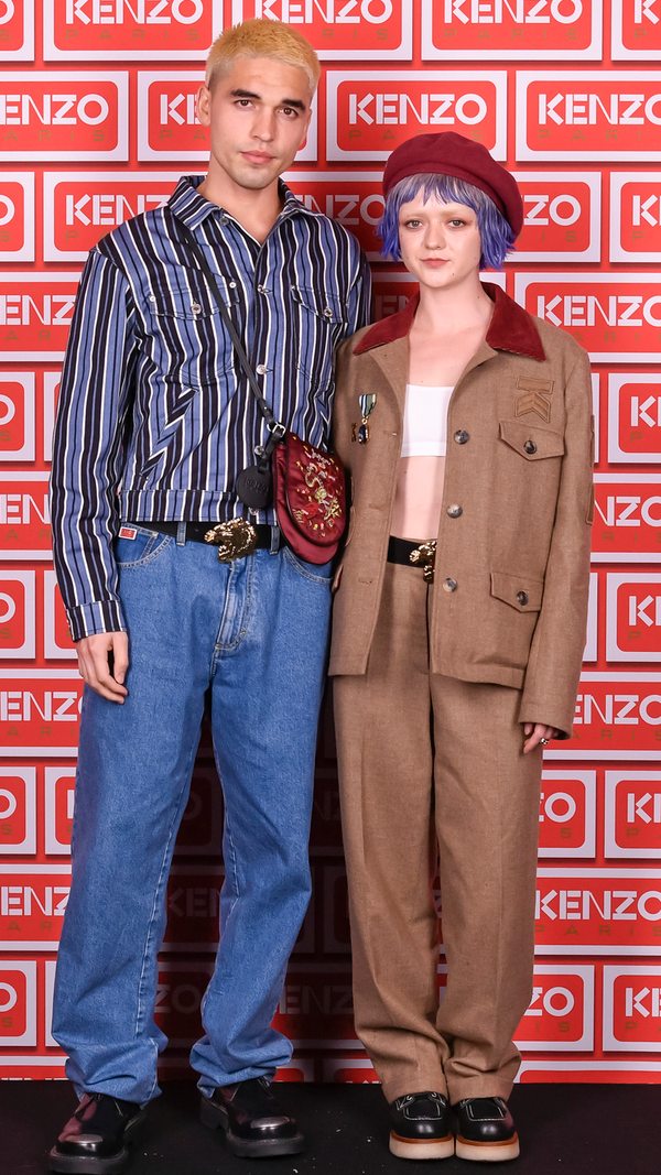 Maisie Williams et Reuben Selby à la soirée Kenzo