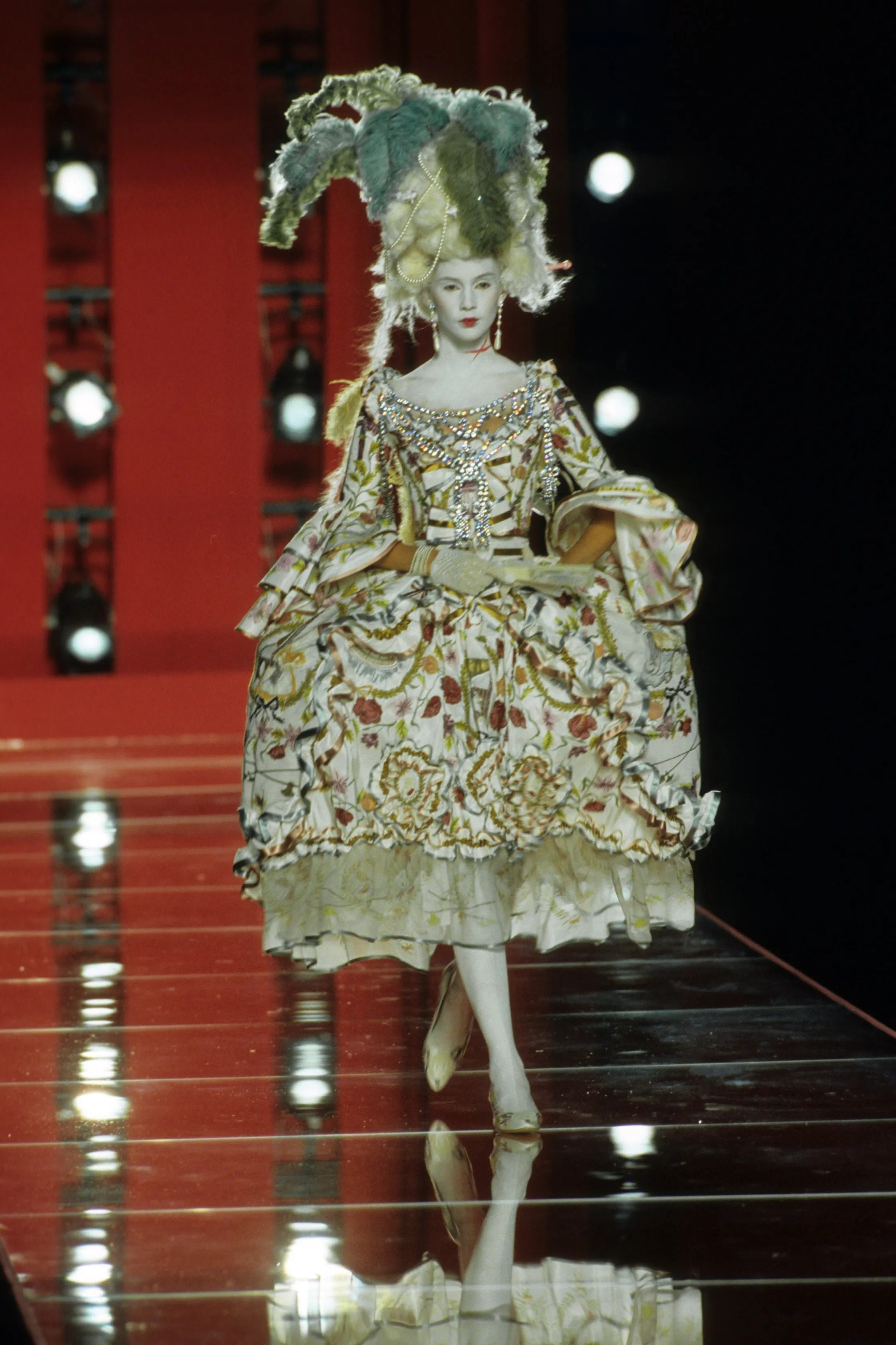 Christian Dior haute couture automne-hiver 2000