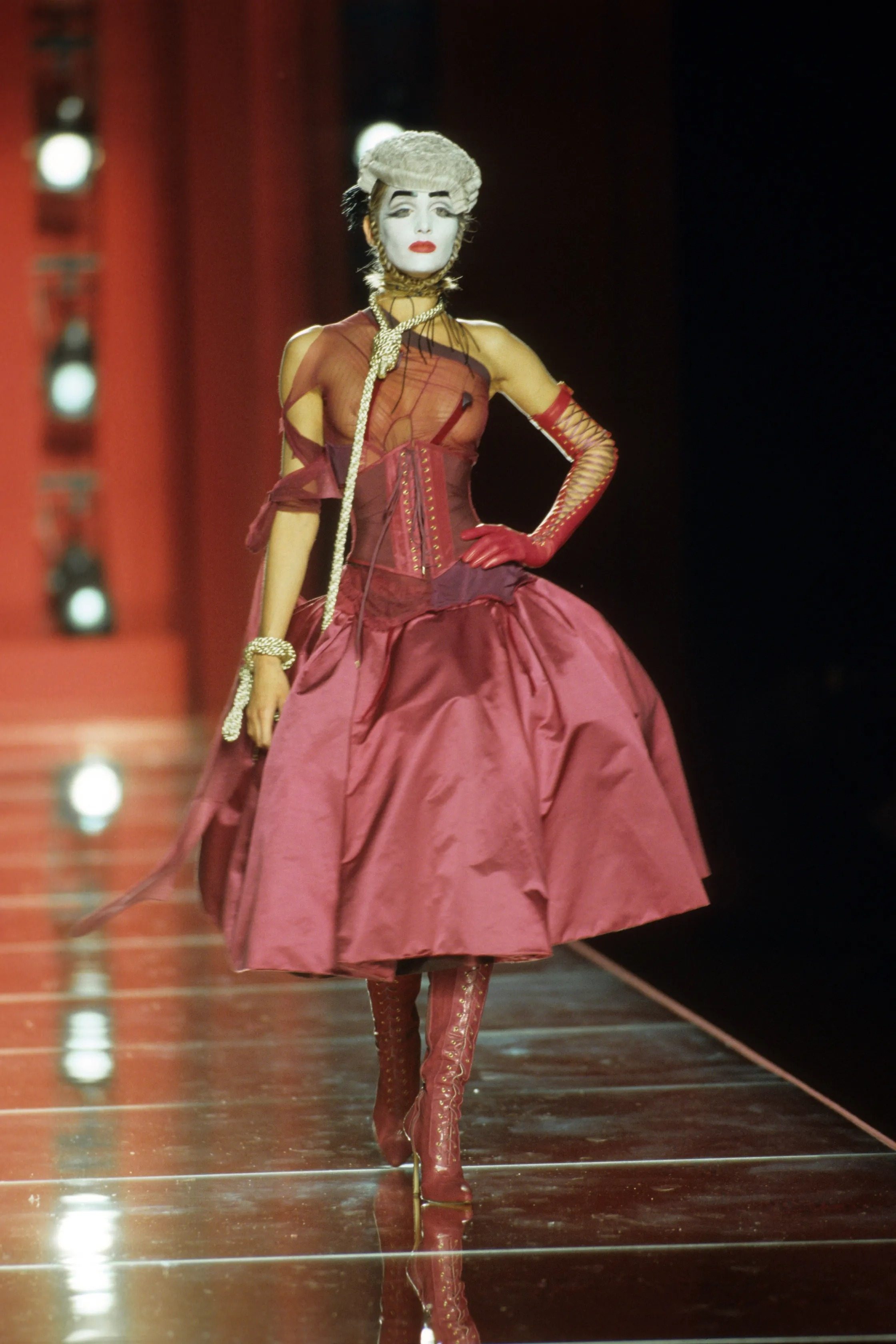 Christian Dior haute couture automne-hiver 2000