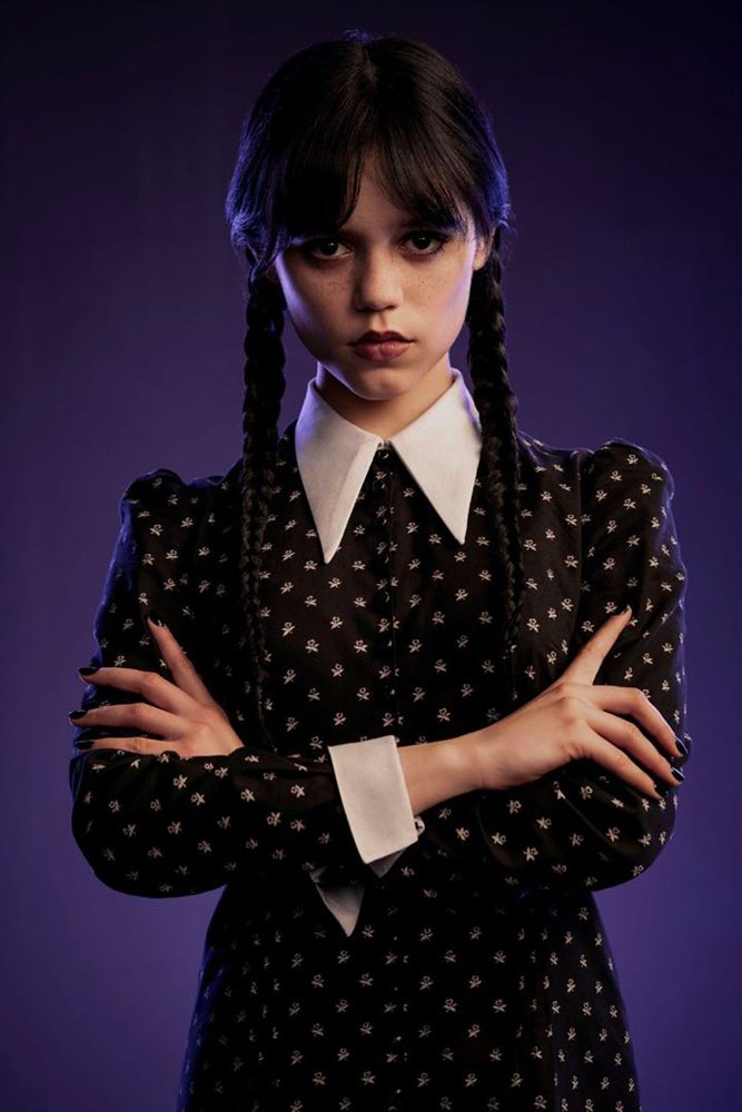 Jenna Ortega dans “Mercredi” de Tim Burton, sortie le 23 novembre © Netflix