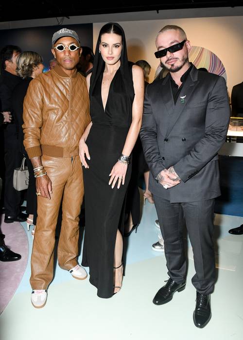 Pharrell Williams, Camila Queiroz et J. Balvin à la soirée d'inauguration du pop up Tiffany & Co à Miami Art Basel.