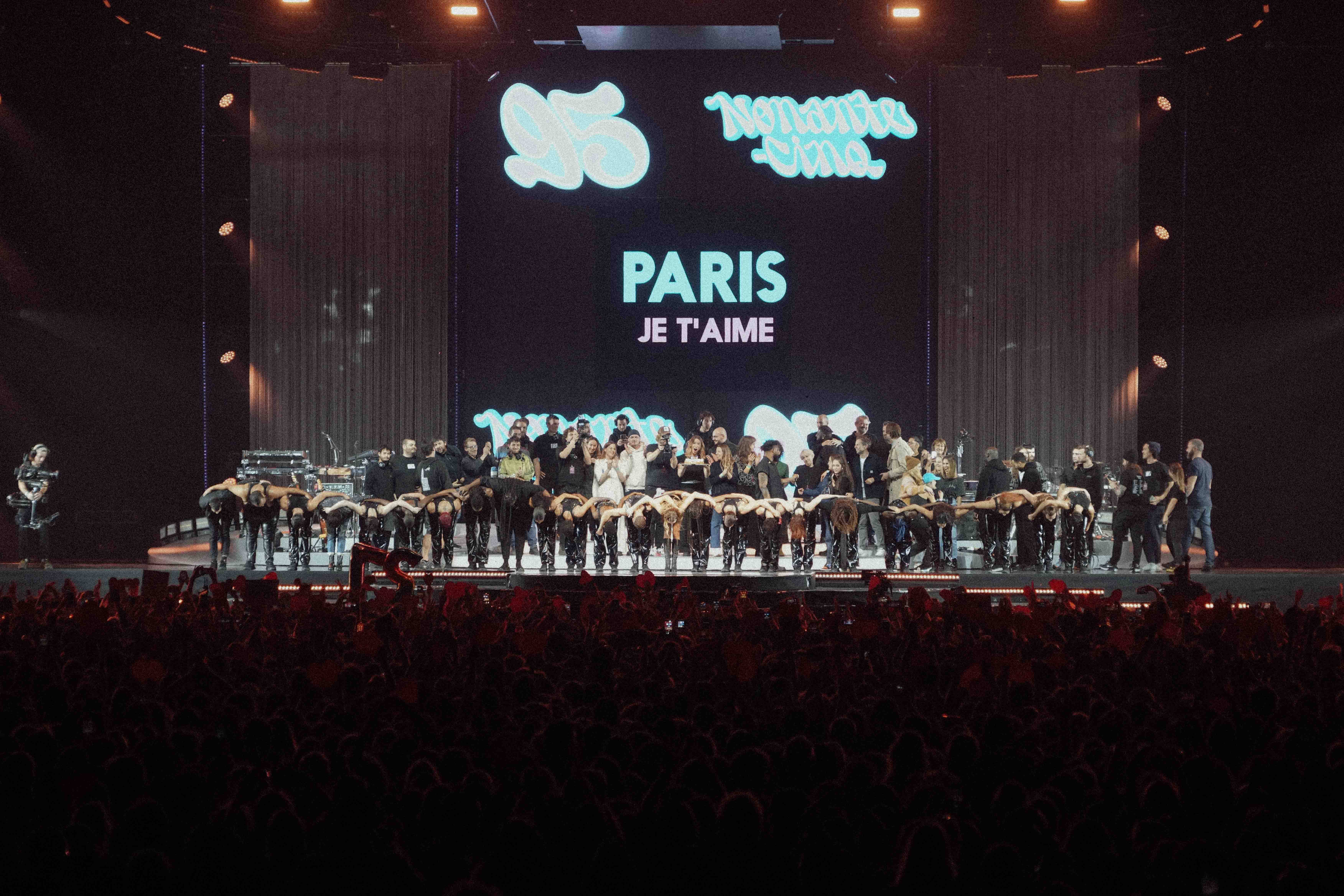 Angèle à Paris la Défense Arena le 3 décembre 2022 par Miléna Delorme