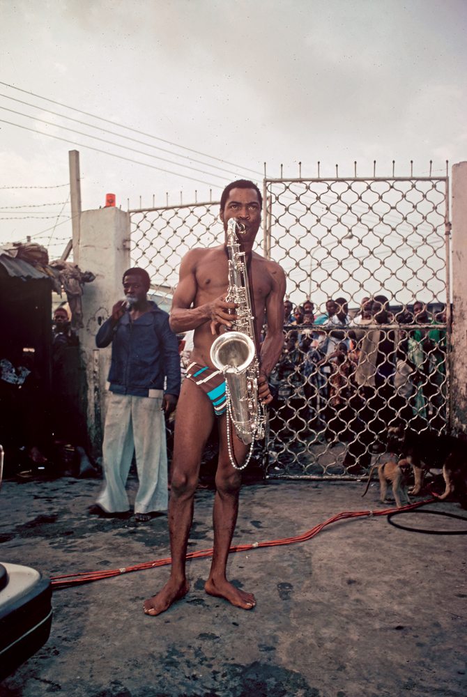 Fela à Kalakuta 1975