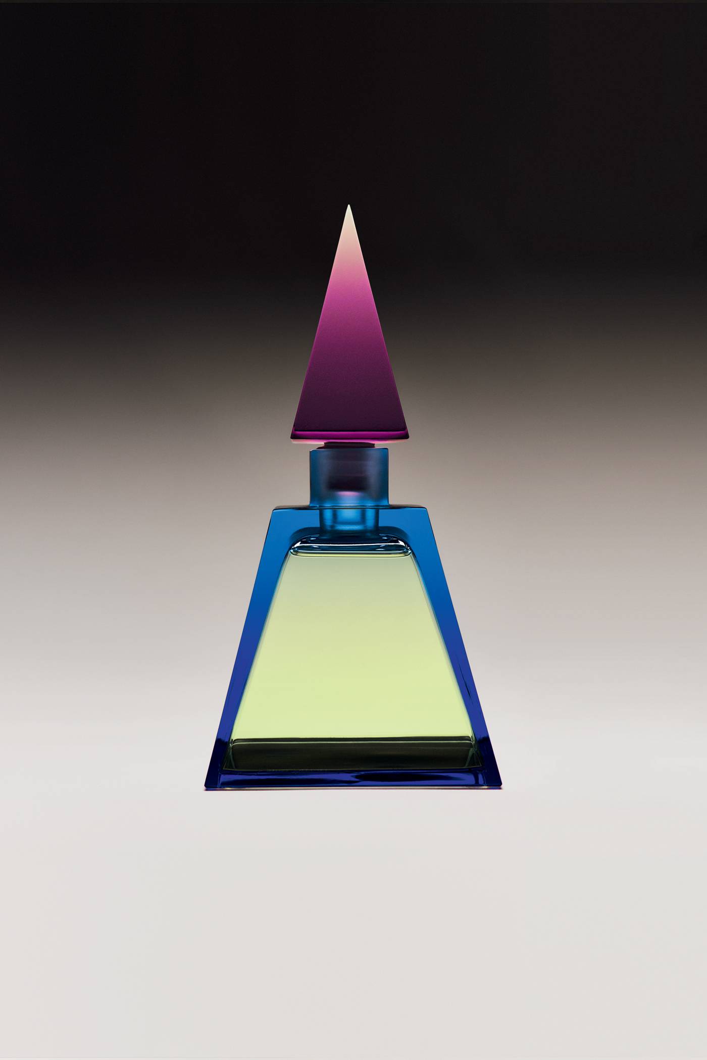 “Range Rider”, extrait de parfum, James Turrell x Lalique, 2022. 