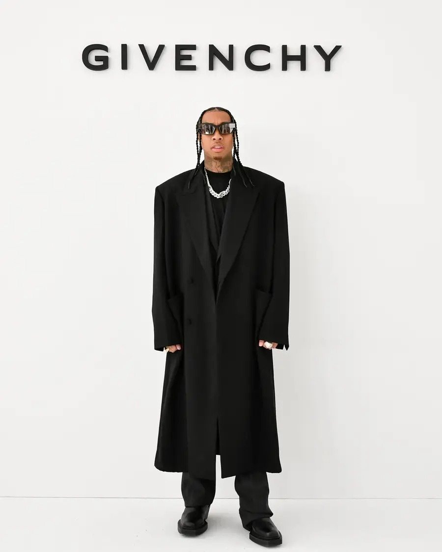 Tyga au défilé Givenchy homme automne-hiver 2023-2024