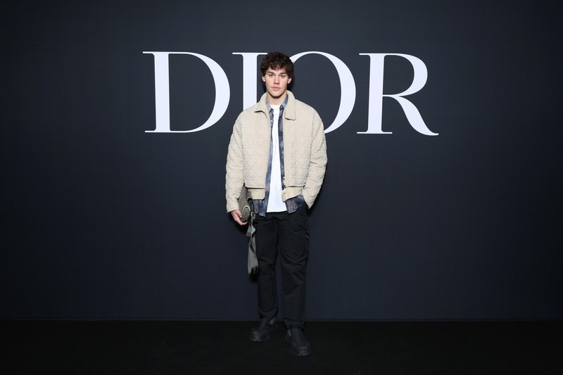 Noa Beck au défilé Dior homme automne-hiver 2023-2024