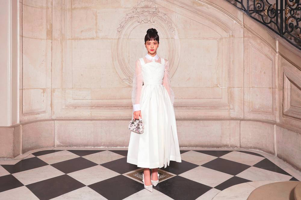 Jisoo au défilé Dior haute couture printemps-été 2023