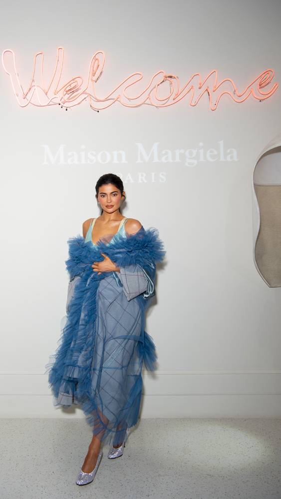 Kylie Jenner au défilé Maison Margiela automne 2023