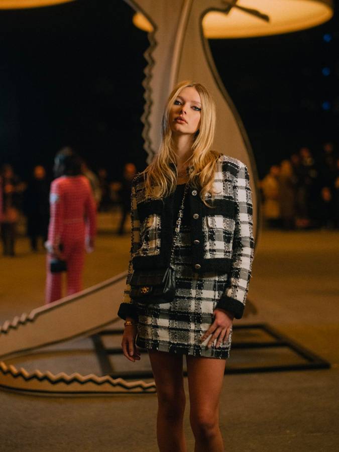 Apple Martin at the Chanel haute couture Spring-Summer 2023 show