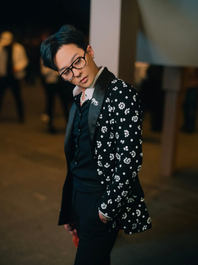G-Dragon at the Chanel haute couture Spring-Summer 2023 show