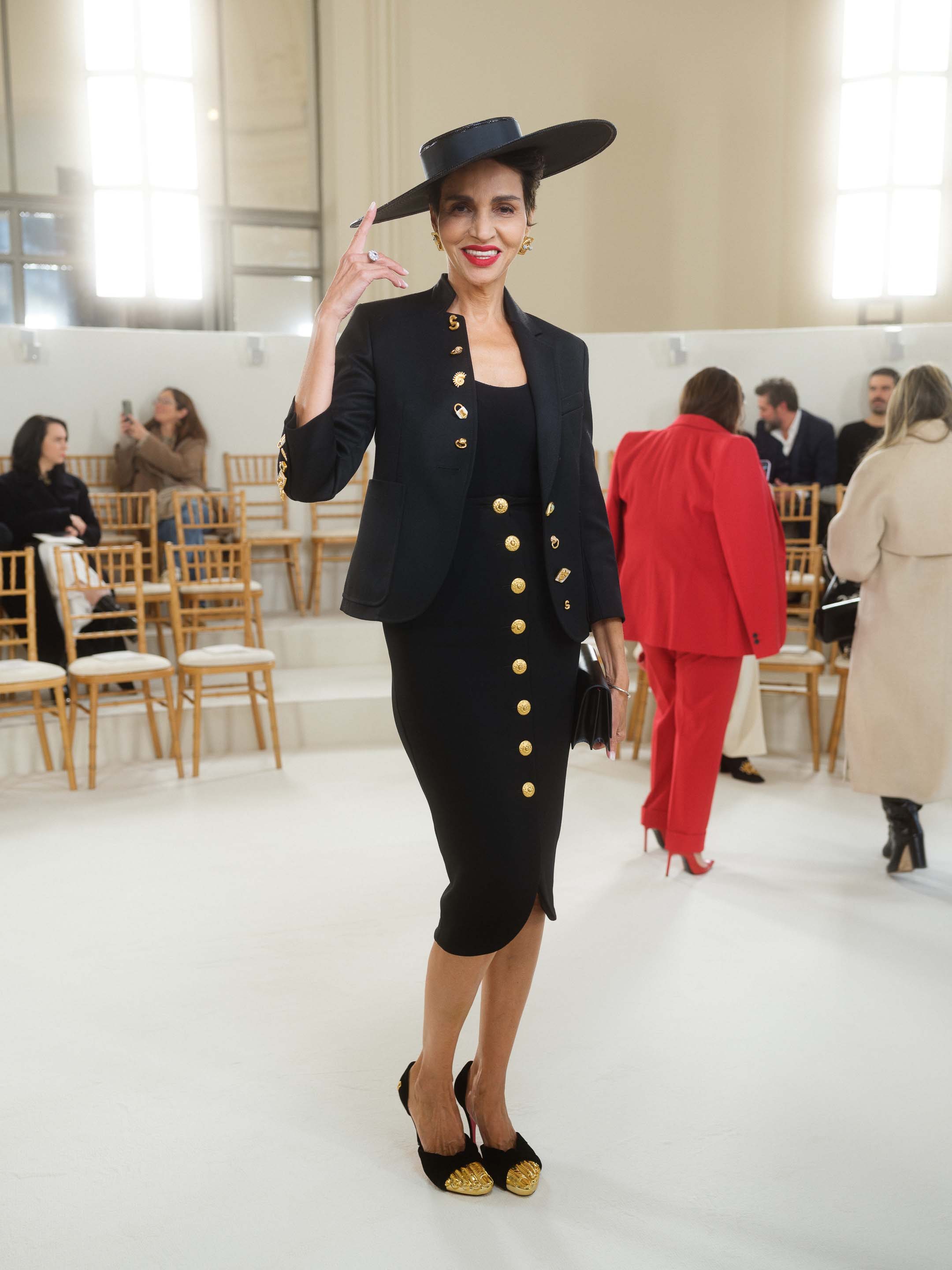 Farida Khelfa au défilé Schiaparelli haute couture Printemps-été 2023