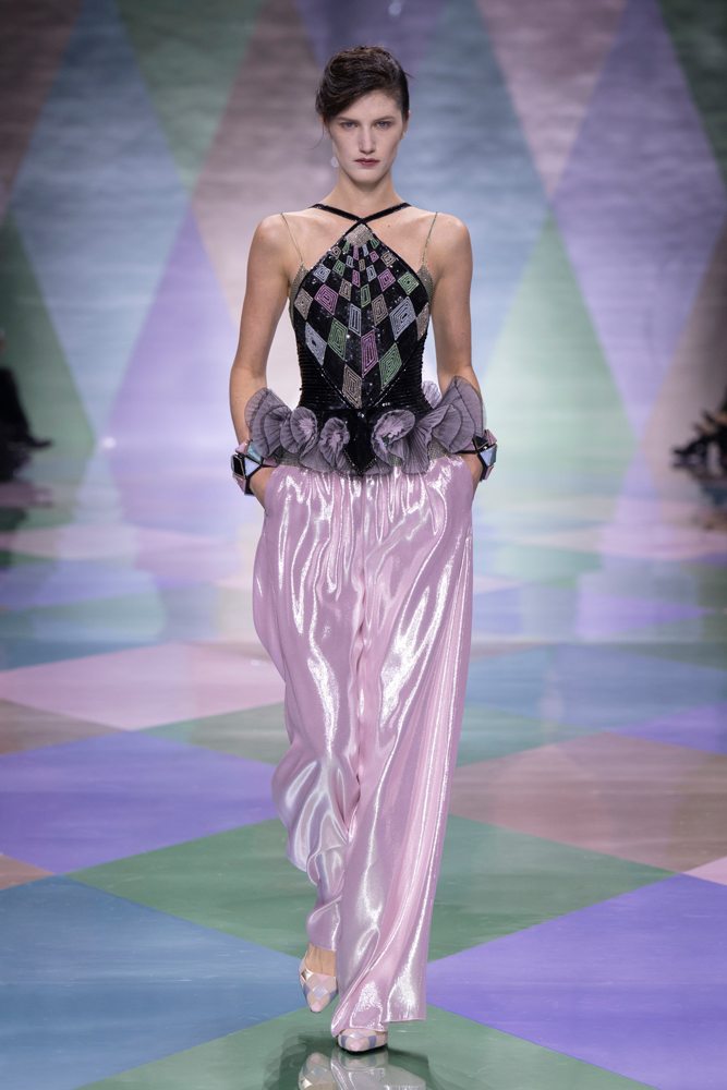 Le défilé Armani Privé haute couture printemps-été 2023