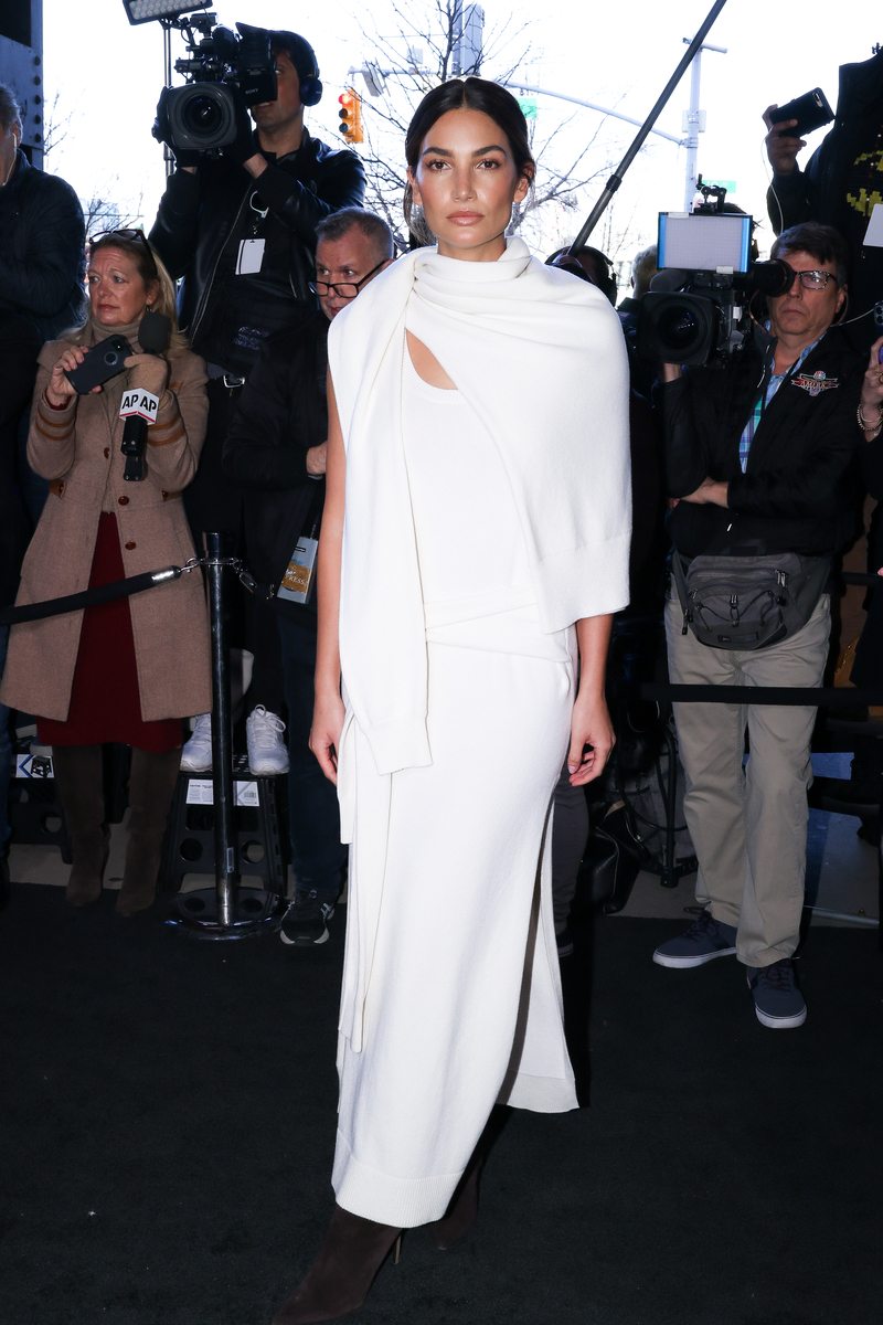 Lily Aldridge au défilé Michael Kors automne-hiver 2023-2024 à la Fashion Week de New York.