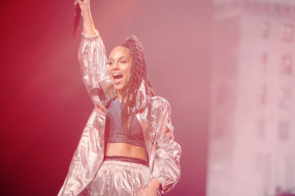 Alicia Keys en concert à l'événement Moncler Genius