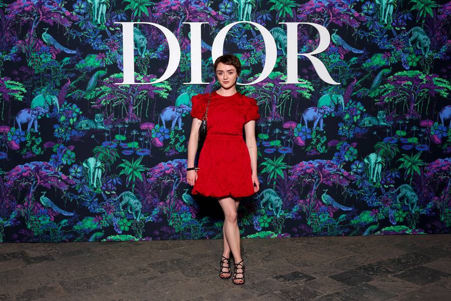 Maisie Williams au défilé Dior Fall 2023 à Mumbai