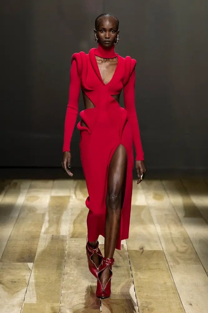 The red dress at Alexander McQueen Fall/Winter 2023-2024