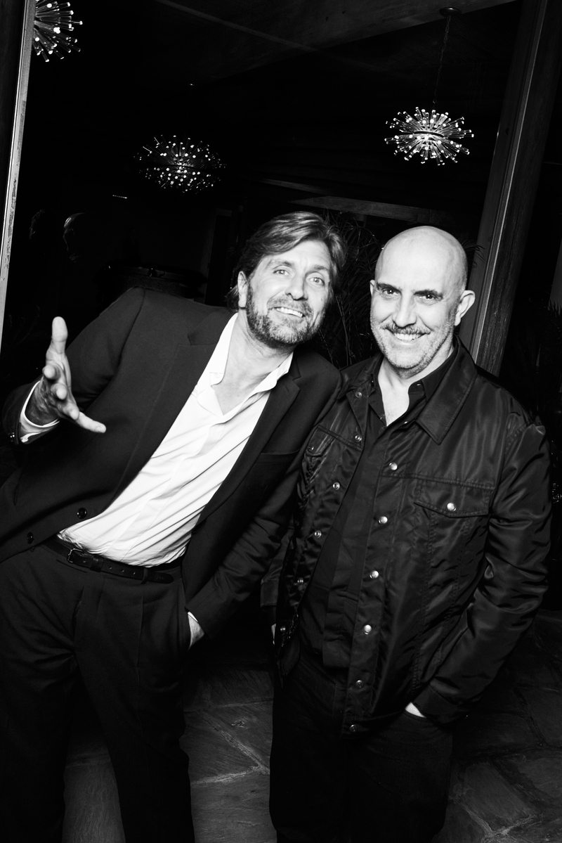 Ruben Ostlund et Gaspar Noé au dîner pré-Oscars Saint Laurent à Los Angeles