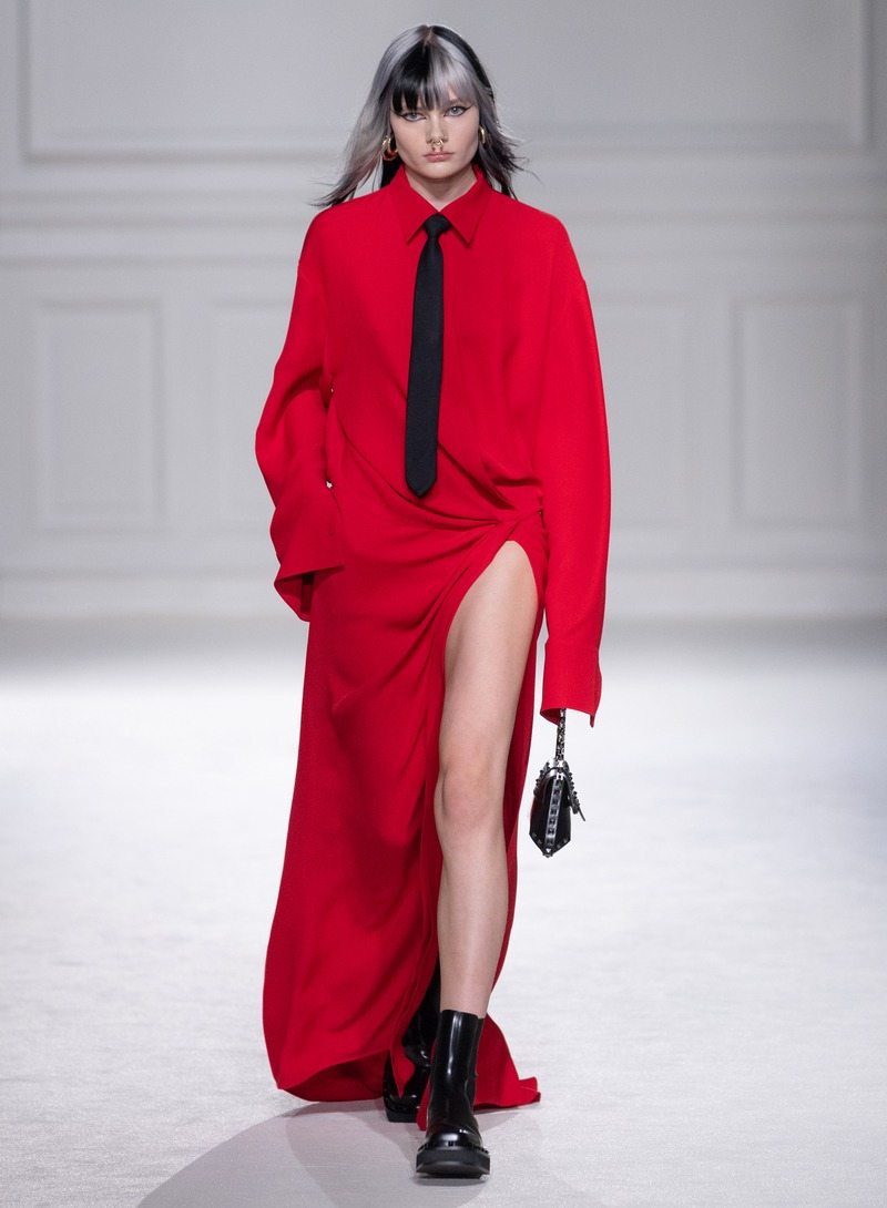 The red dress at Valentino Fall/Winter 2023-2024