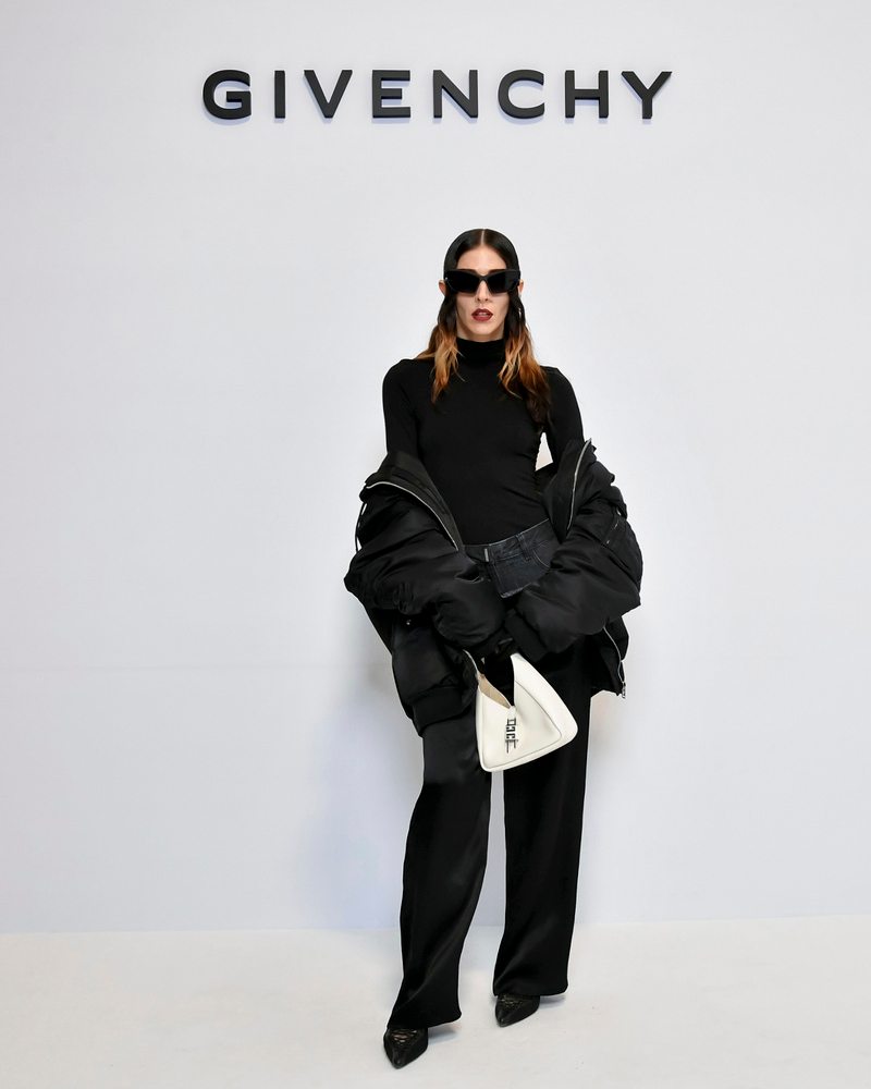 Caroline Polacheck au défilé Givenchy automne-hiver 2023-2024