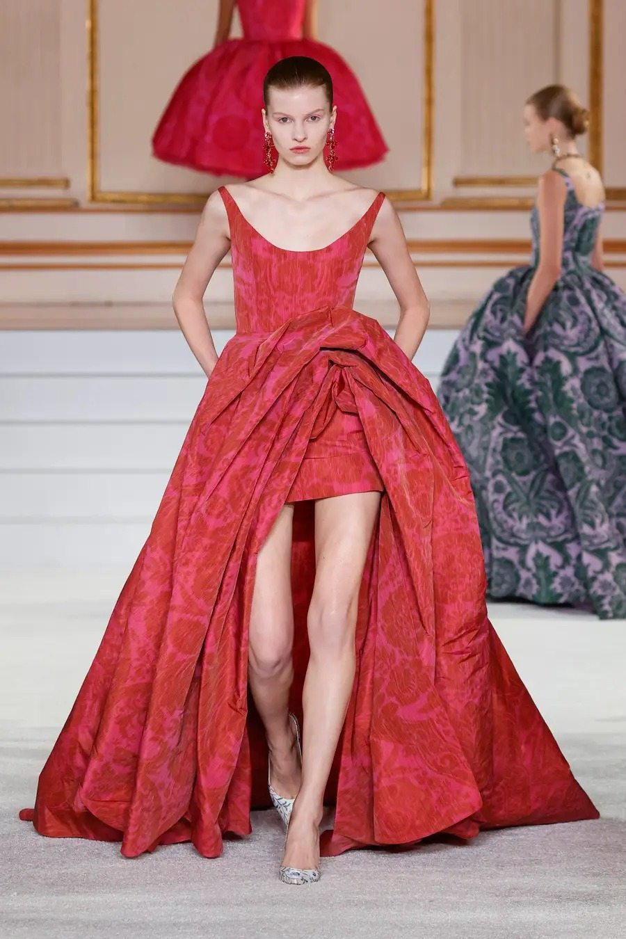 The red dress at Michael Kors  Fall/Winter 2023-2024