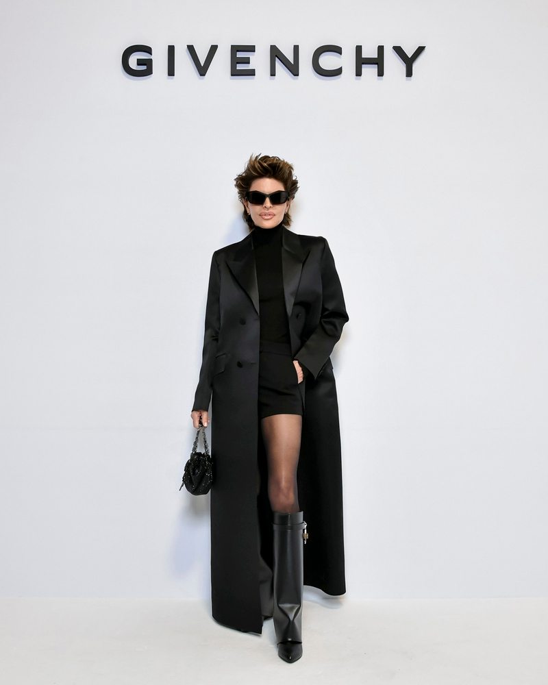 Lisa Rinna au défilé Givenchy automne-hiver 2023-2024