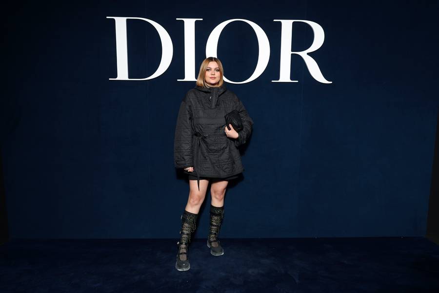 Louane au défilé Dior automne-hiver 2023-2024