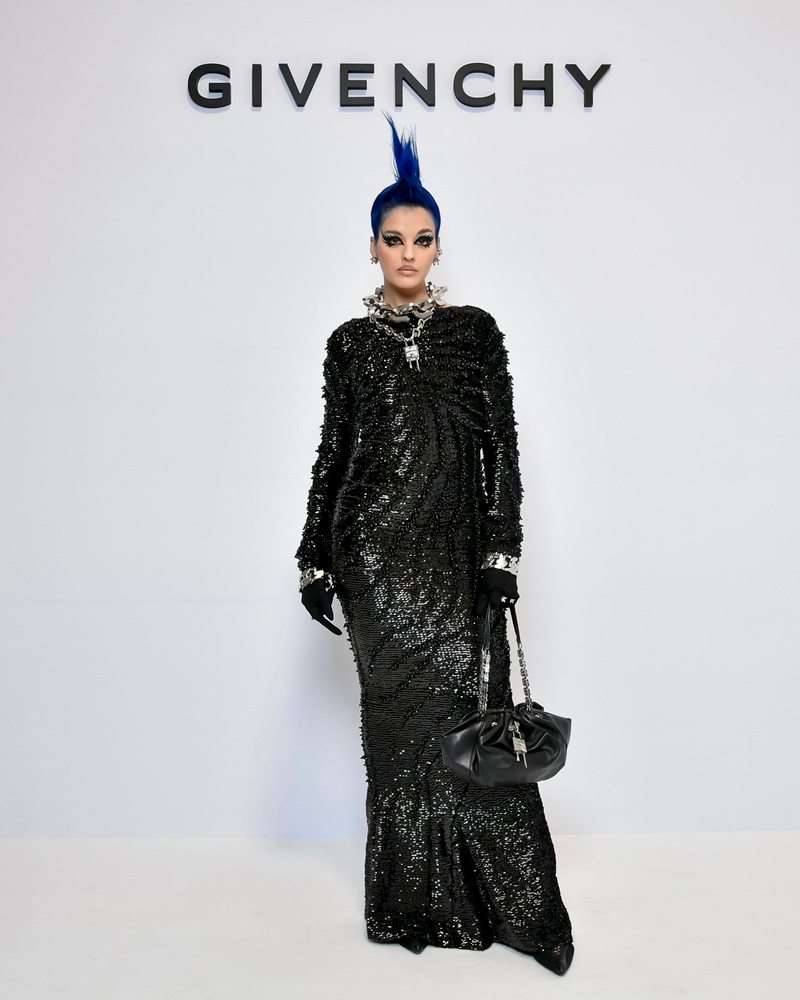 Sita Abellan au défilé Givenchy automne-hiver 2023-2024