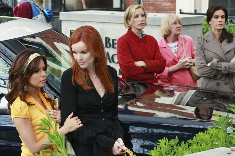 Marcia Cross, Eva Longoria, Felicity Huffman, Kathryn Joosten, Teri Hatcherdans la série Desperate Housewives © ABC Studios