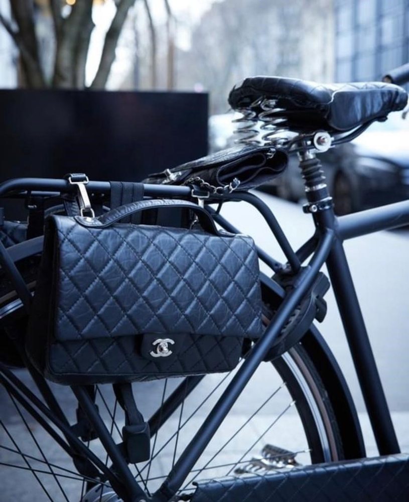 Bicyclette Chanel par Karl Lagerfeld ©Bonhams Cornette de Saint Cyr